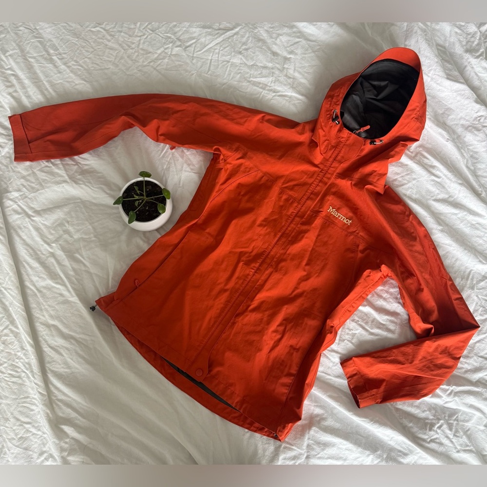 Marmot Vibrant Orange Outdoor Jacket, size Small